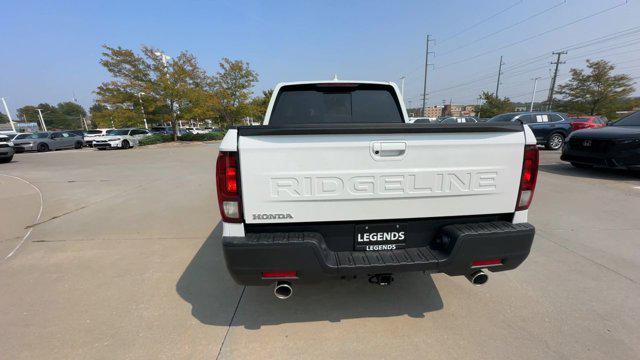 new 2025 Honda Ridgeline car, priced at $41,885