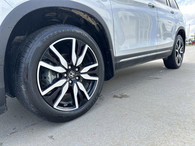 used 2021 Honda Pilot car, priced at $28,500