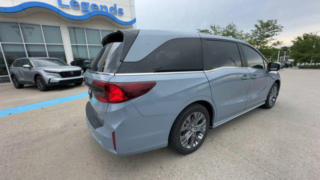 used 2025 Honda Odyssey car, priced at $45,500
