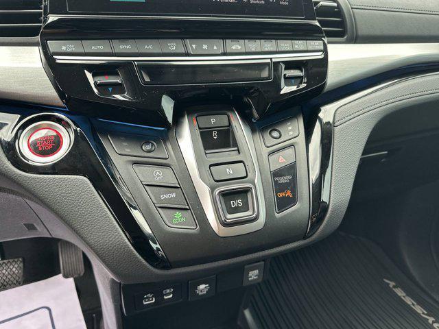 used 2025 Honda Odyssey car, priced at $45,500
