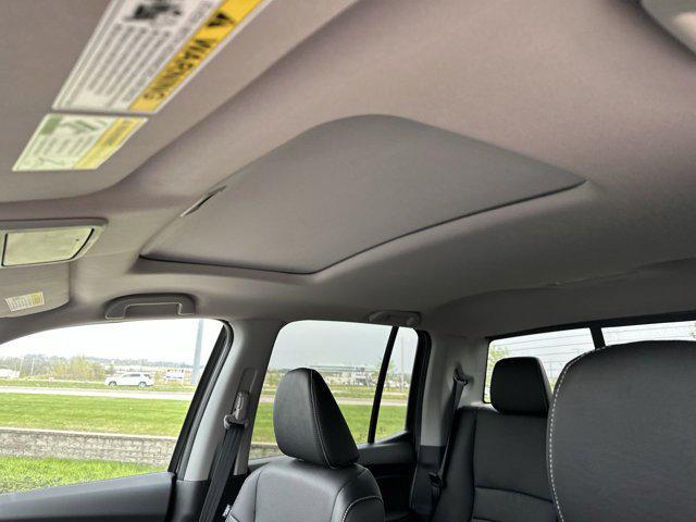 new 2025 Honda Ridgeline car, priced at $43,180