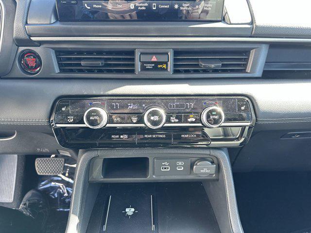 new 2025 Honda Pilot car, priced at $44,095