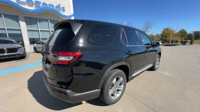 new 2025 Honda Pilot car, priced at $44,095
