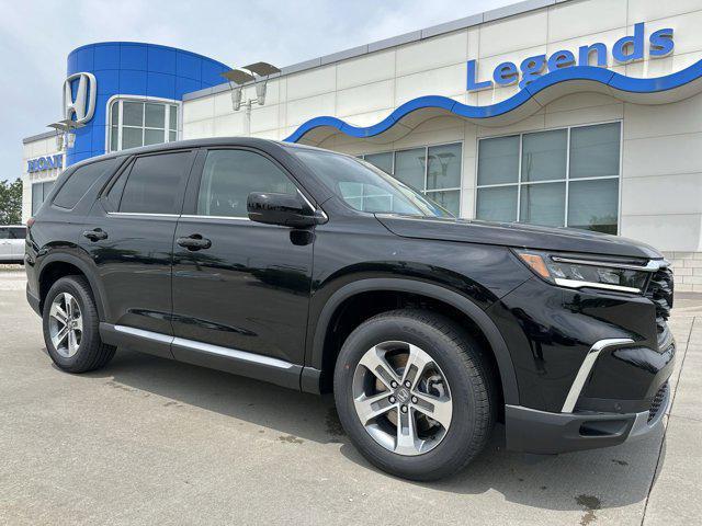 new 2025 Honda Pilot car, priced at $44,095