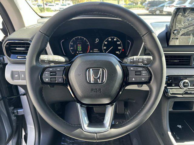 new 2025 Honda Pilot car, priced at $47,095