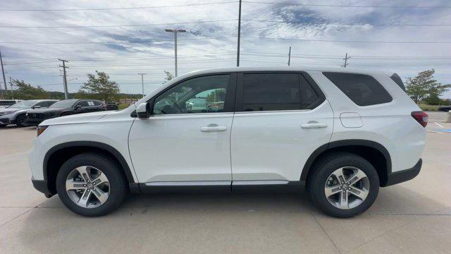 new 2025 Honda Pilot car, priced at $45,123