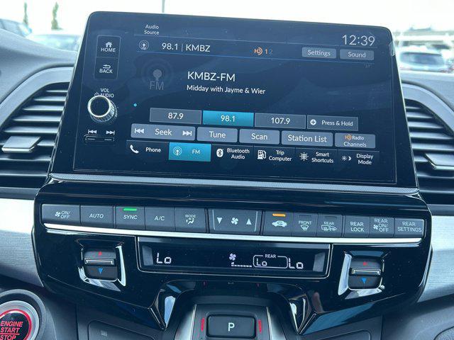 new 2026 Honda Odyssey car, priced at $43,390