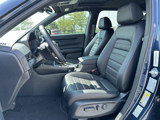 used 2025 Honda CR-V Hybrid car, priced at $41,000