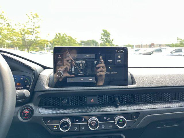 new 2026 Honda CR-V Hybrid car, priced at $40,380