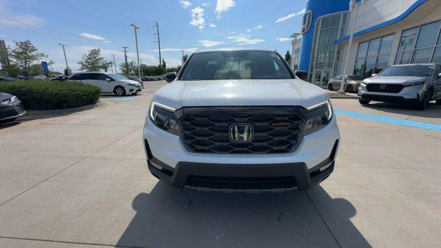 new 2025 Honda Ridgeline car, priced at $44,285