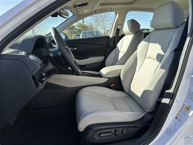 new 2025 Honda Accord Hybrid car, priced at $40,905