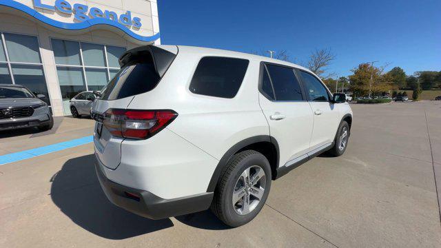 new 2025 Honda Pilot car, priced at $47,550