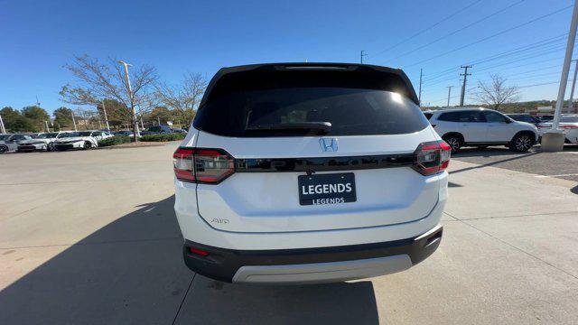 new 2025 Honda Pilot car, priced at $47,550