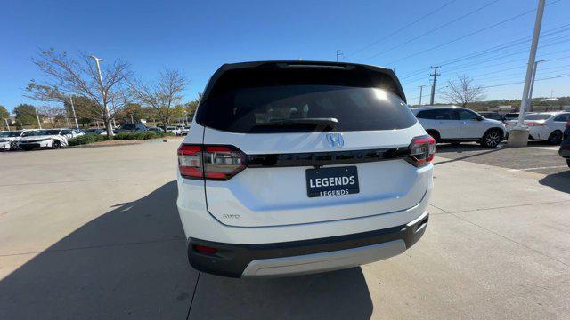 new 2025 Honda Pilot car, priced at $45,280