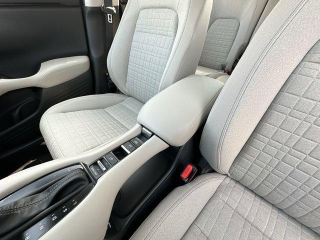 new 2025 Honda HR-V car, priced at $28,750