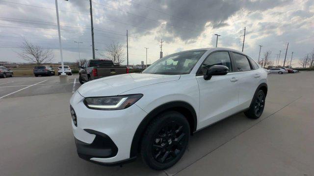 new 2025 Honda HR-V car, priced at $30,850