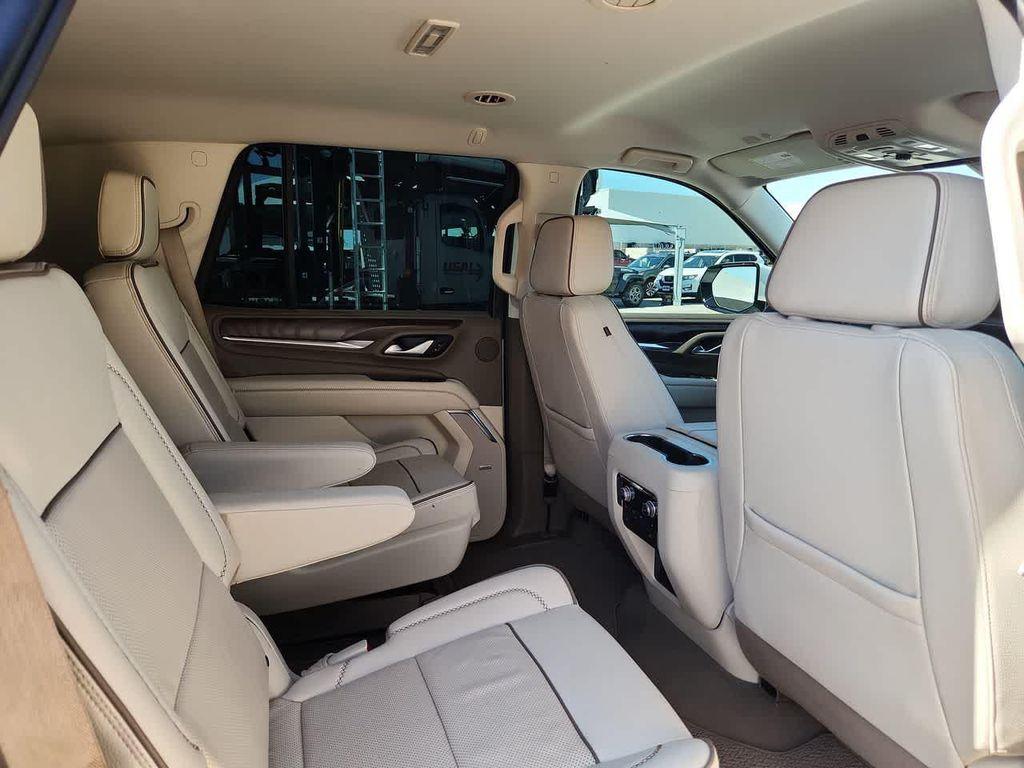 used 2022 GMC Yukon car, priced at $59,986