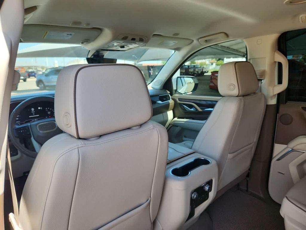 used 2022 GMC Yukon car, priced at $59,986