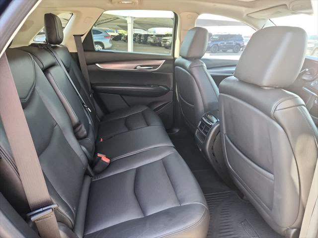 used 2017 Cadillac XT5 car