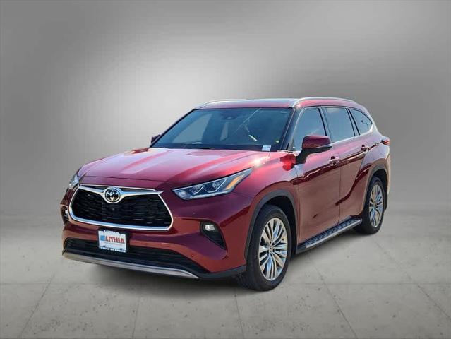 used 2023 Toyota Highlander car, priced at $45,986