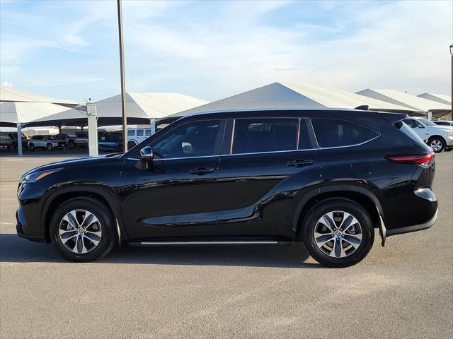 used 2024 Toyota Highlander car, priced at $45,986