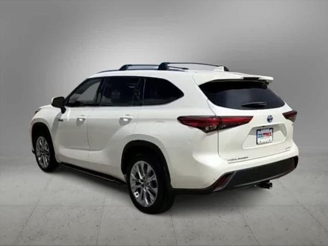 used 2021 Toyota Highlander Hybrid car, priced at $36,986