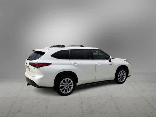 used 2021 Toyota Highlander Hybrid car, priced at $36,986