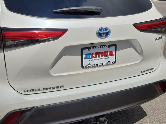 used 2021 Toyota Highlander Hybrid car, priced at $36,986