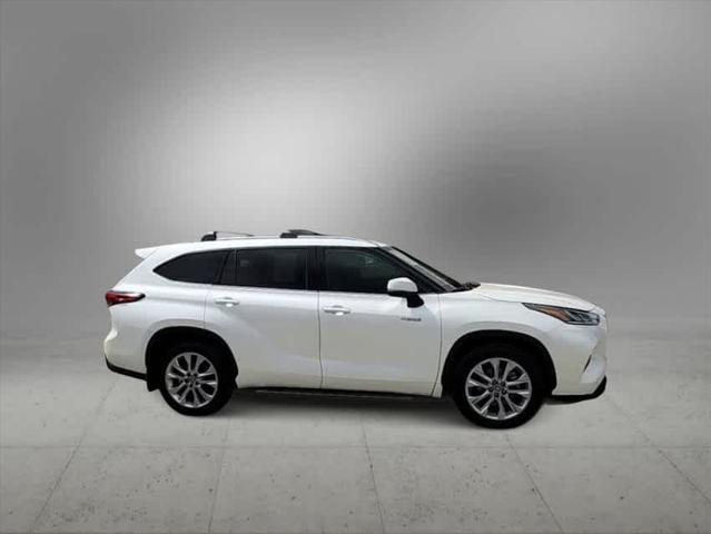 used 2021 Toyota Highlander Hybrid car, priced at $36,986