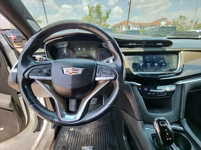 used 2020 Cadillac XT6 car, priced at $33,986