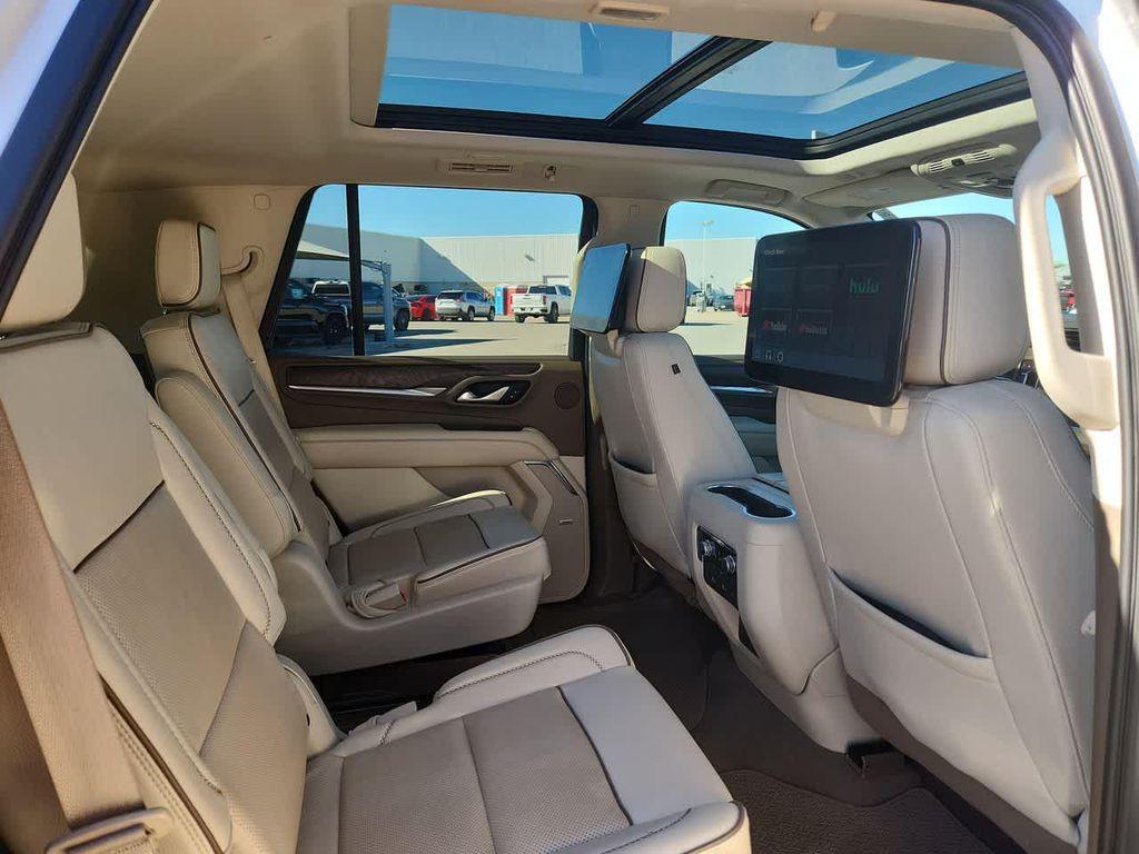 used 2022 GMC Yukon car, priced at $56,986