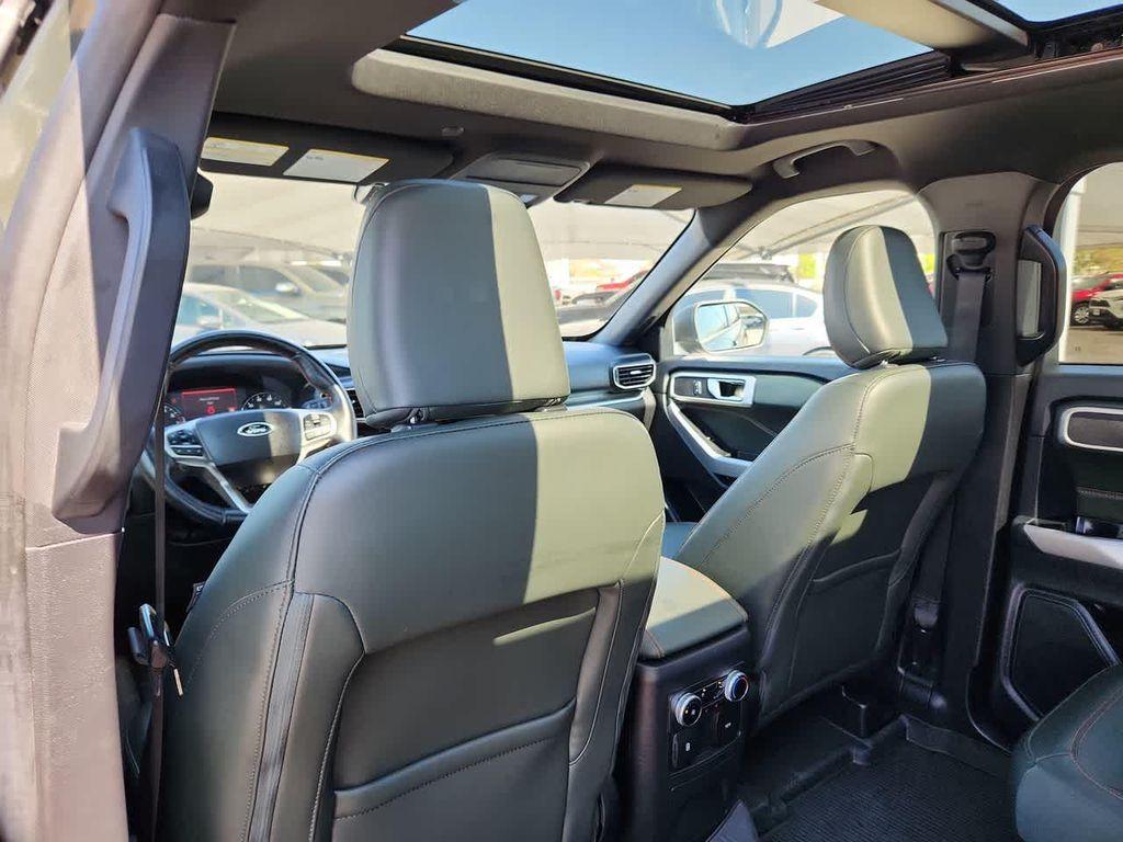 used 2022 Ford Explorer car