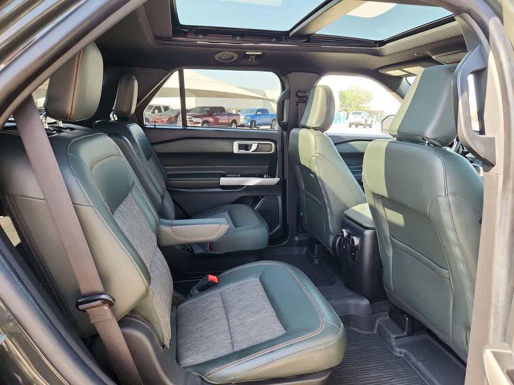 used 2022 Ford Explorer car