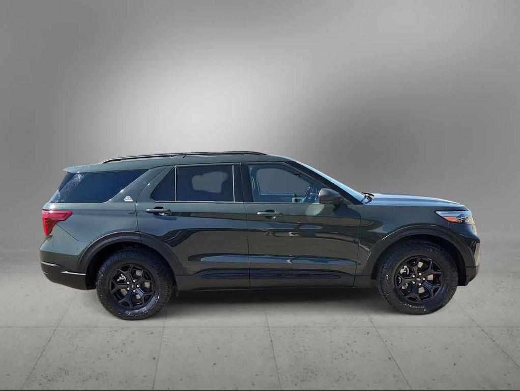 used 2022 Ford Explorer car