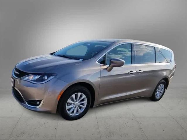 used 2018 Chrysler Pacifica car, priced at $15,986