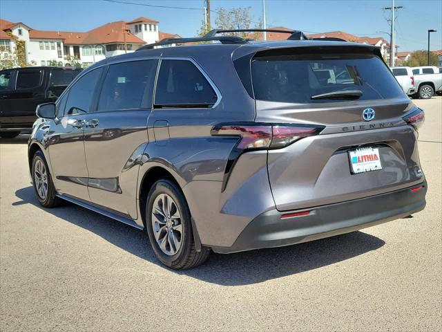 used 2023 Toyota Sienna car, priced at $39,986