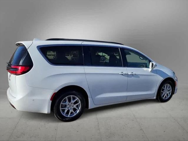 used 2022 Chrysler Pacifica car, priced at $24,986