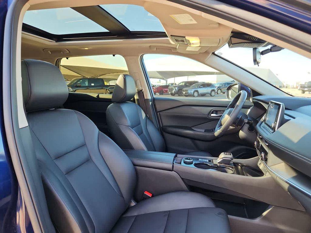 used 2024 Nissan Rogue car