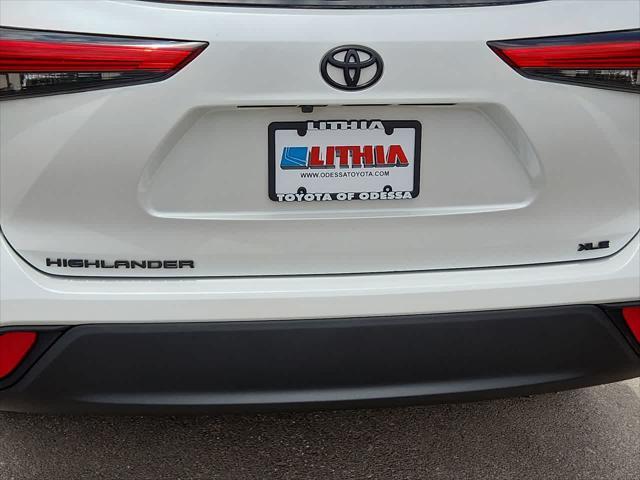 used 2023 Toyota Highlander car, priced at $39,986