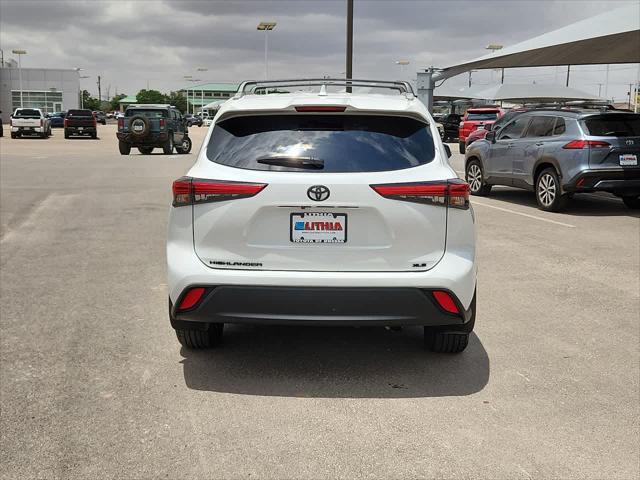 used 2023 Toyota Highlander car, priced at $39,986