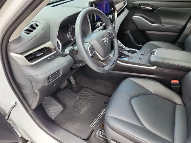 used 2023 Toyota Highlander car, priced at $39,986