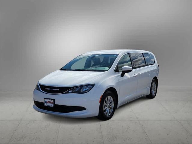 used 2018 Chrysler Pacifica car, priced at $11,986