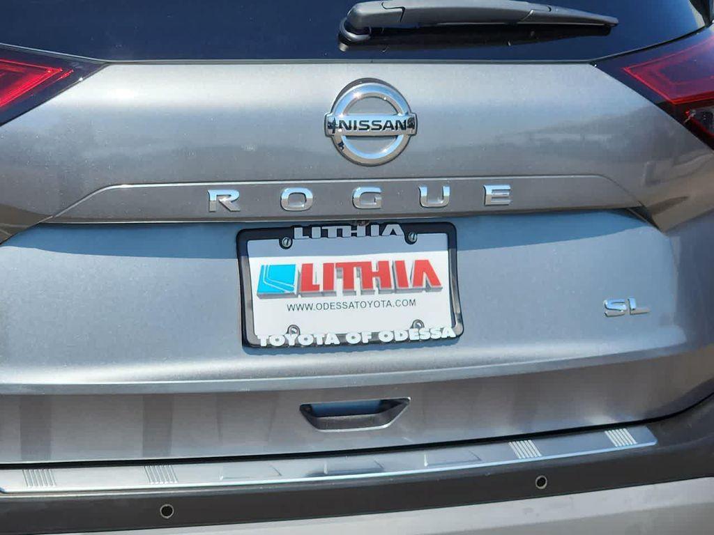 used 2021 Nissan Rogue car, priced at $24,986