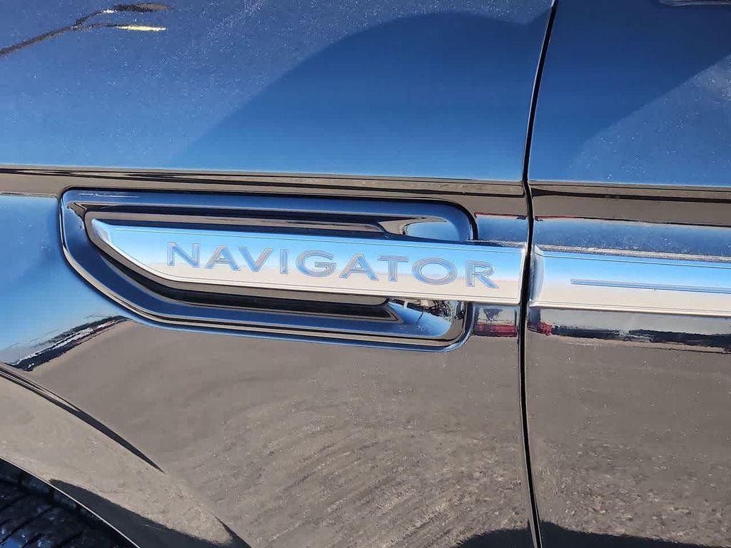 used 2018 Lincoln Navigator car, priced at $26,986
