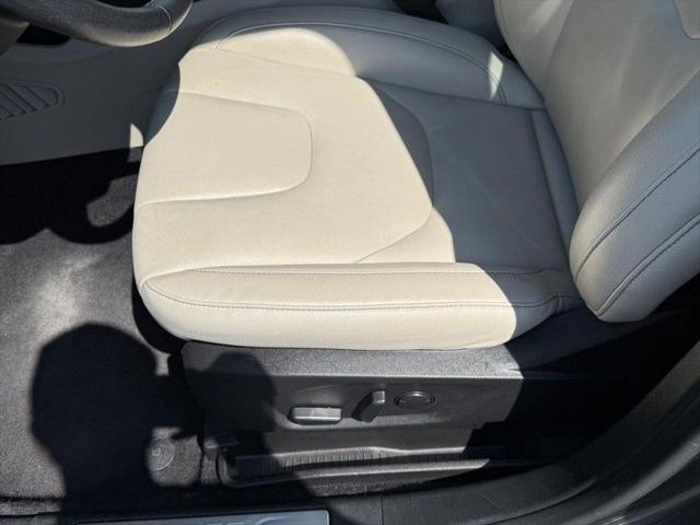 used 2022 Ford Edge car, priced at $23,995