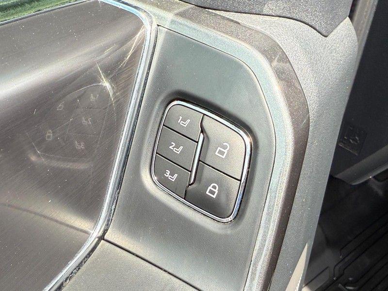 used 2022 Ford F-150 car, priced at $43,995