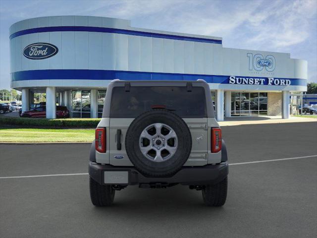 new 2024 Ford Bronco car, priced at $47,627