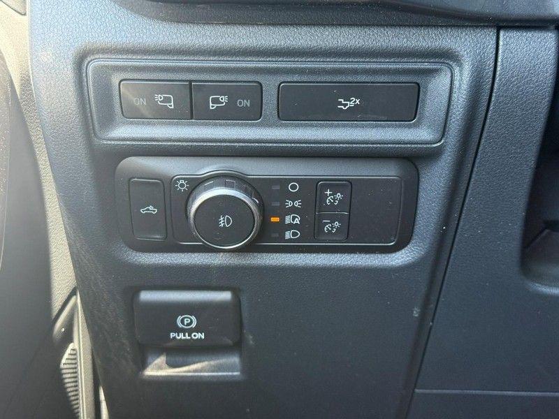 used 2022 Ford F-150 car, priced at $39,995
