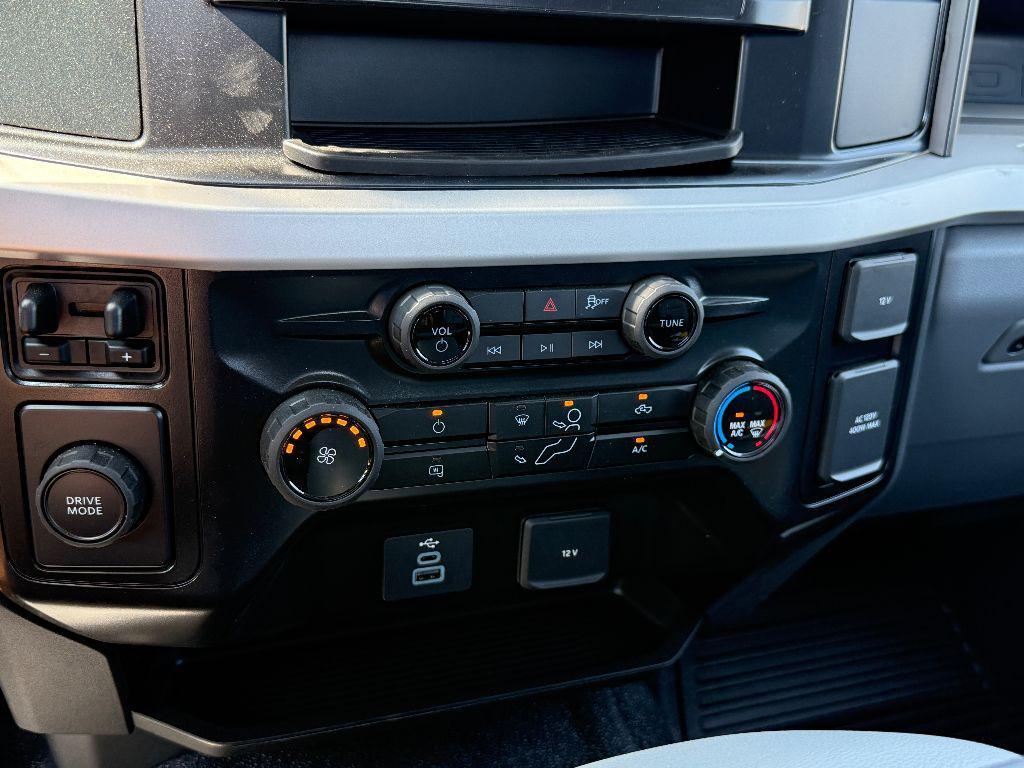 new 2025 Ford F-450 car, priced at $89,995