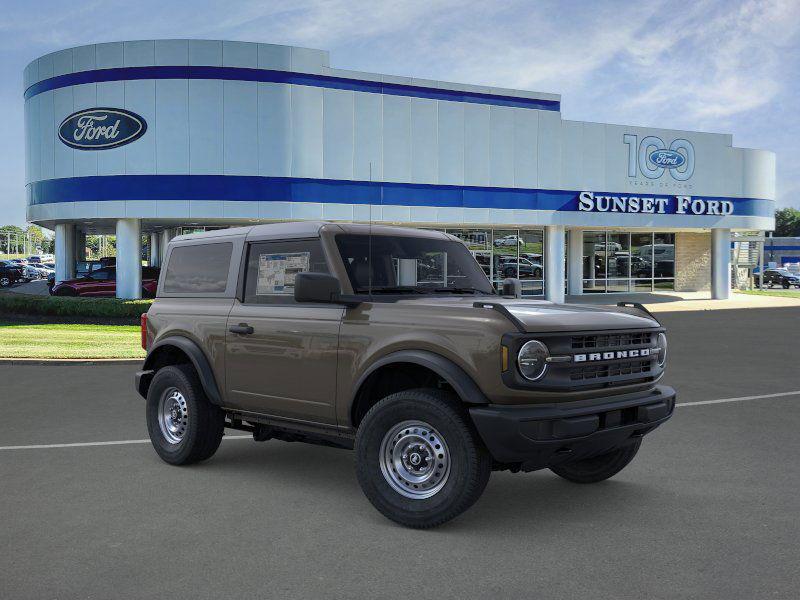 new 2025 Ford Bronco car, priced at $37,580